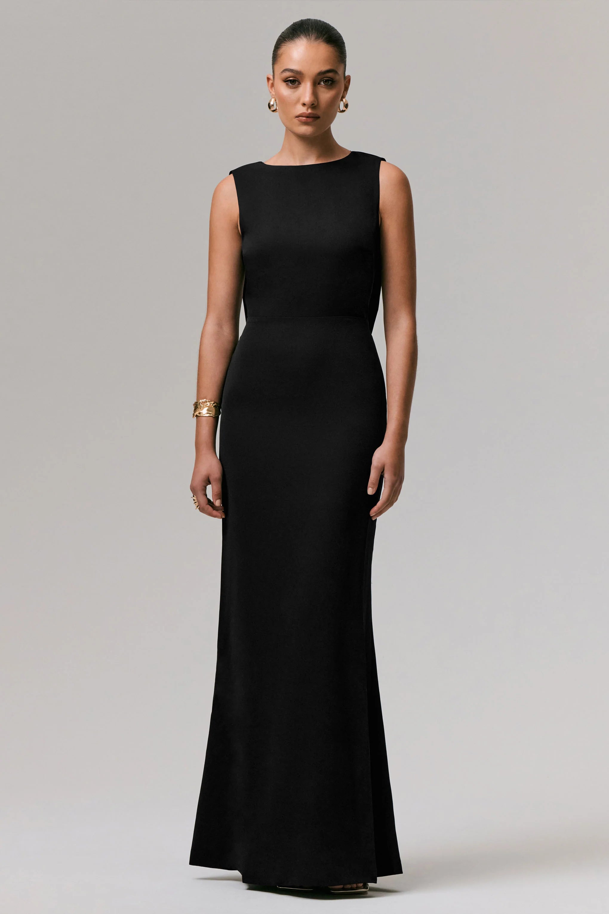 Maxie | Black Round-Neck Maxi Dress With Back Detail