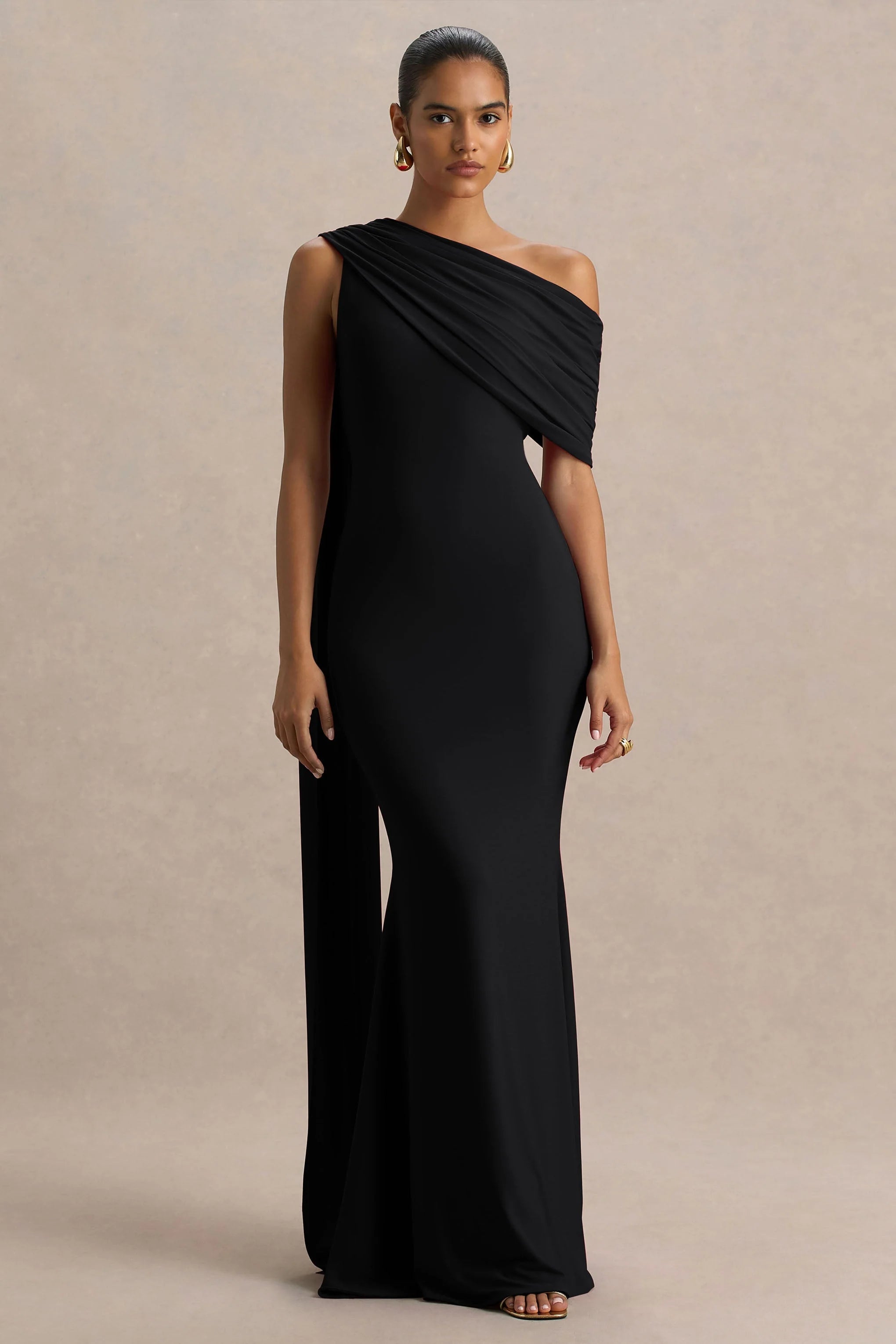 Zendaya | Black Asymmetric-Neck Fishtail Maxi Dress With Sash